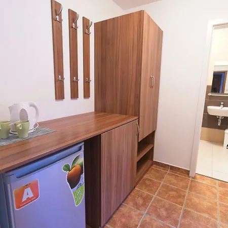 Guest house Rozmberk 3*